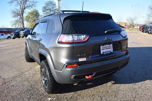 2019 Jeep Cherokee Trailhawk