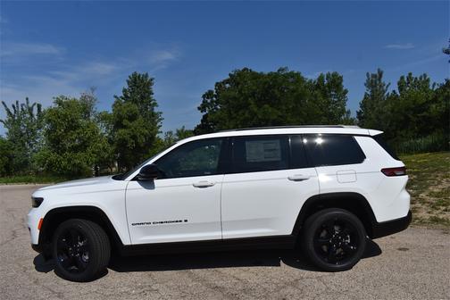 2025 Jeep Grand Cherokee L Altitude X