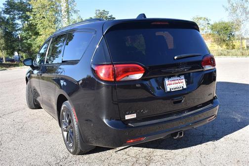 2020 Chrysler Pacifica Launch Edition