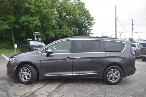 2023 Chrysler Pacifica Limited