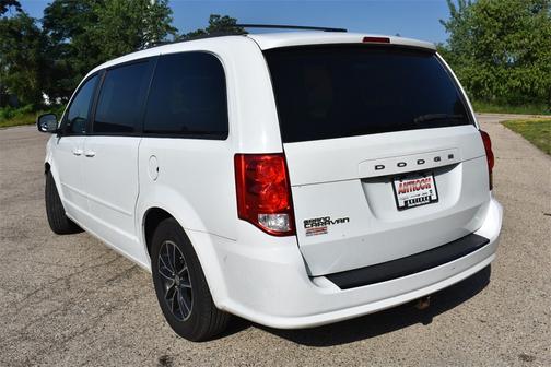 2017 Dodge Grand Caravan SE