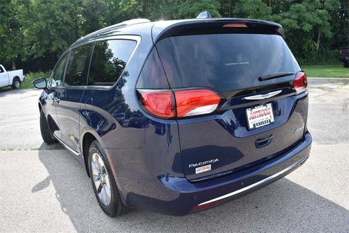 2018 Chrysler Pacifica Hybrid Limited