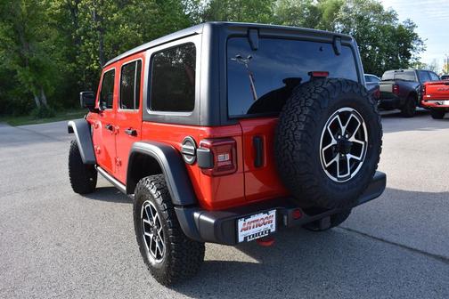 Firecracker Red Clearcoat 2026 Jeep Wrangler Rubicon