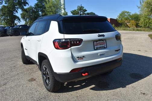 2026 Jeep Compass Trailhawk