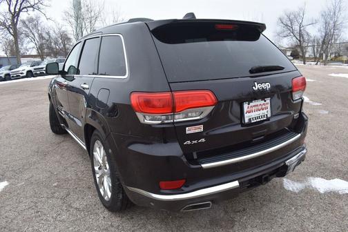 2019 Jeep Grand Cherokee Summit