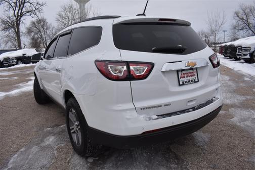 2017 Chevrolet Traverse LT