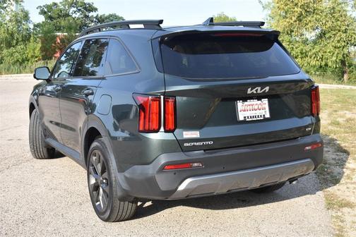 2023 Kia Sorento X-Line SX Prestige