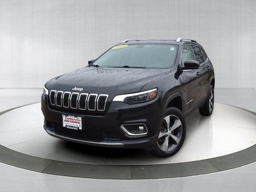 Diamond Black Crystal Pearlcoat 2019 Jeep Cherokee Limited