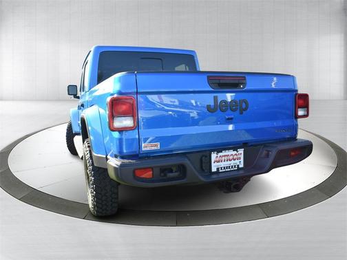2025 Jeep Gladiator Sport