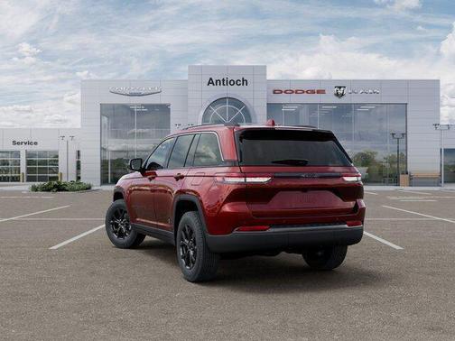 Velvet Red Pearlcoat 2026 Jeep Grand Cherokee Laredo Altitude