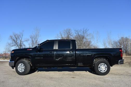 2025 Chevrolet Silverado 3500 LT