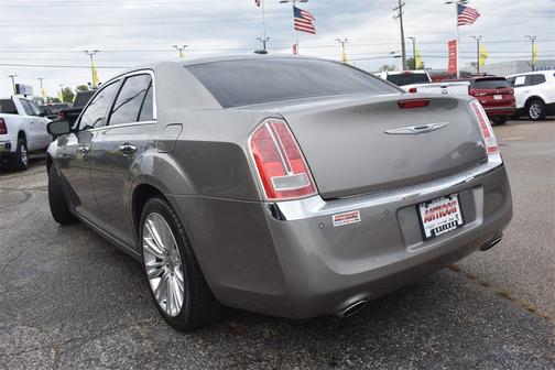 2014 Chrysler 300 C