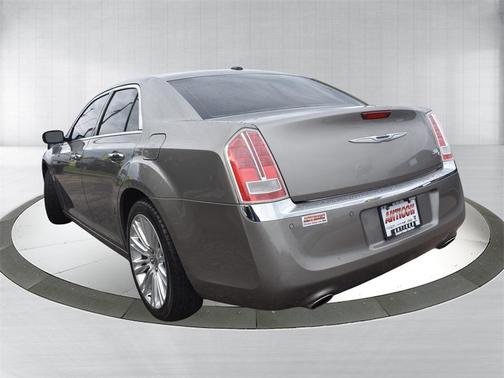 2014 Chrysler 300 C