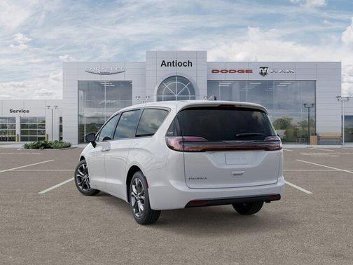 Bright White Clearcoat 2026 Chrysler Pacifica Select