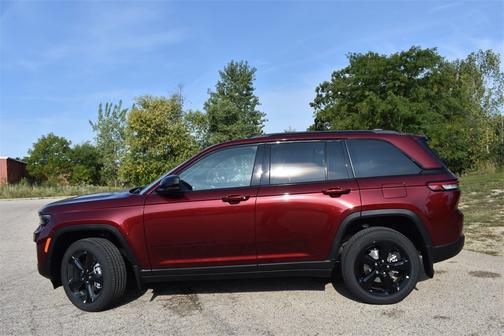 2025 Jeep Grand Cherokee Altitude X