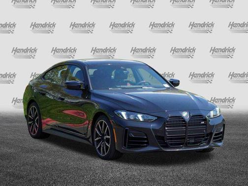 2025 BMW M440 i