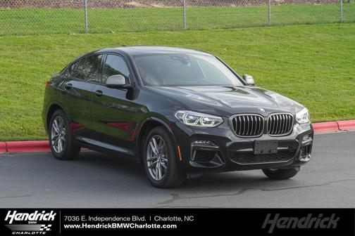 Black Sapphire Metallic 2021 BMW X4 M40i