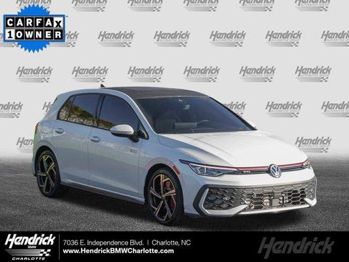 2025 Volkswagen Golf GTI 2.0T SE DSG