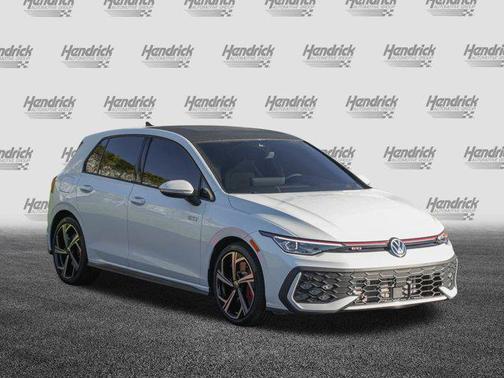 2025 Volkswagen Golf GTI 2.0T SE DSG