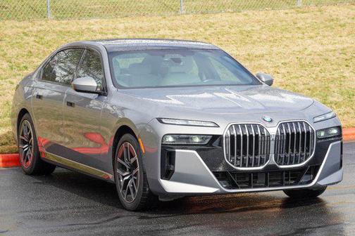 2023 BMW 760 i xDrive