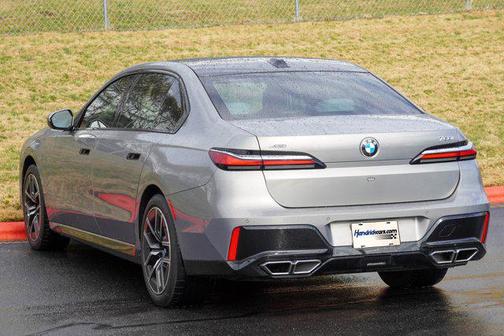 2023 BMW 760 i xDrive