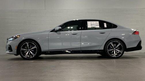 2024 BMW 530 i