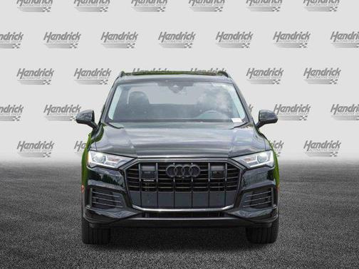 2023 Audi Q7 45 Premium Plus