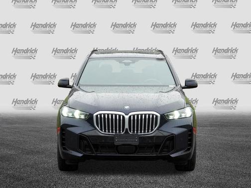 Carbon Black Metallic 2026 BMW X5 xDrive40i