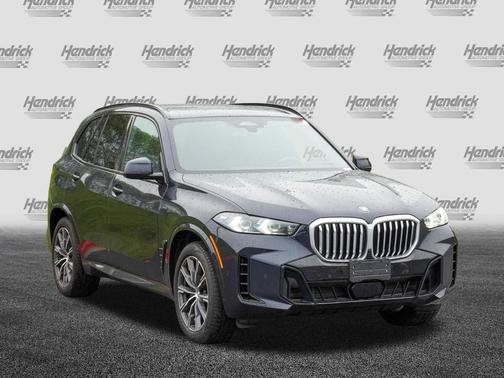 Carbon Black Metallic 2026 BMW X5 xDrive40i