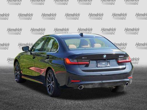 2022 BMW 330 xDrive
