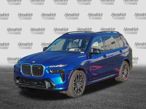 2025 BMW X7 M60i