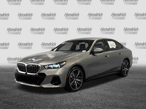 2026 BMW 530 i xDrive