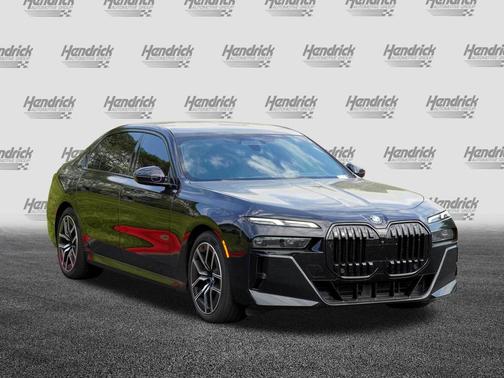 Black Sapphire Metallic 2023 BMW 760 i xDrive