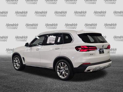 Mineral White Metallic 2026 BMW X5 PHEV xDrive50e