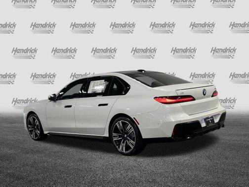 2025 BMW i7 xDrive60