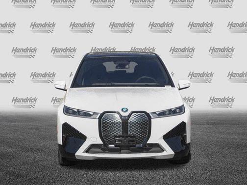 2025 BMW iX xDrive50