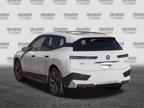 2025 BMW iX xDrive50