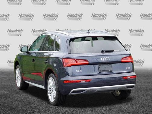 Moonlight Blue Metallic 2018 Audi Q5 2.0T Premium Plus
