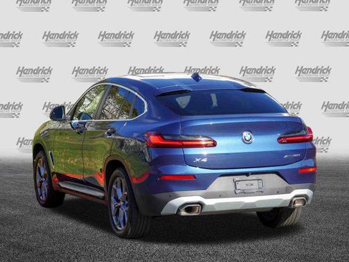 2025 BMW X4 xDrive30i
