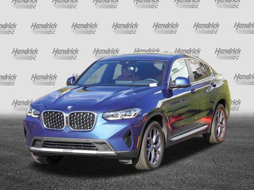 2025 BMW X4 xDrive30i