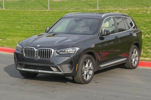 Dark Graphite Metallic 2023 BMW X3 xDrive30i