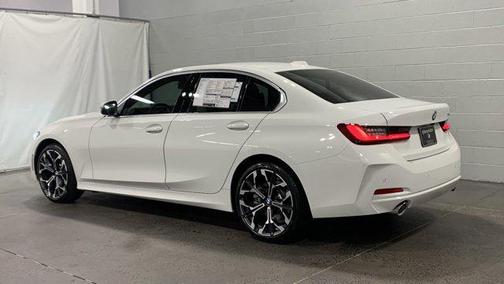 2025 BMW 330 330i