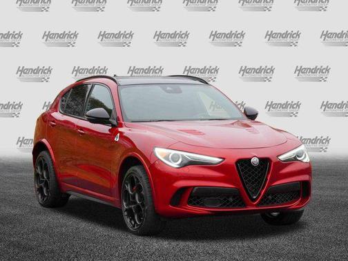 2023 Alfa Romeo Stelvio Quadrifoglio