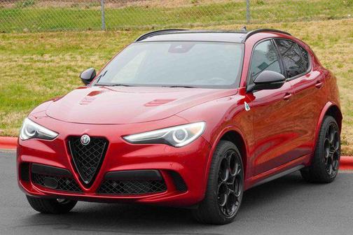 2023 Alfa Romeo Stelvio Quadrifoglio