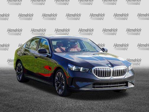2025 BMW 540 i xDrive