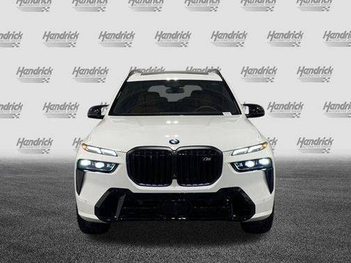 2026 BMW X7 M60i