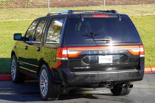 2017 Lincoln Navigator Select