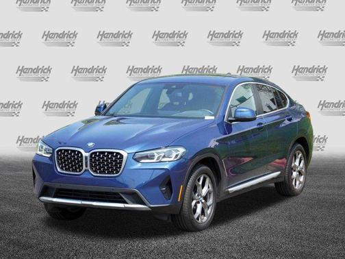 2024 BMW X4 xDrive30i