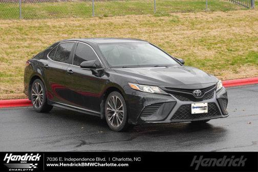 2019 Toyota Camry SE