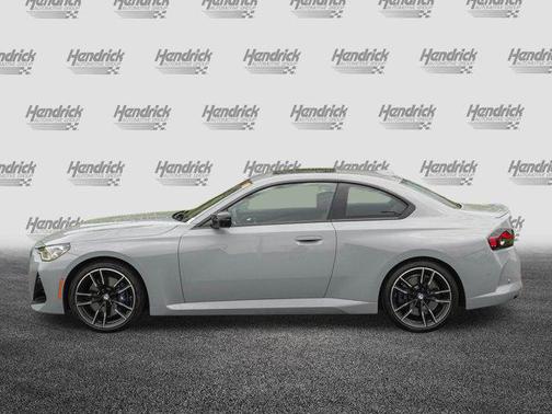 2025 BMW M240 i